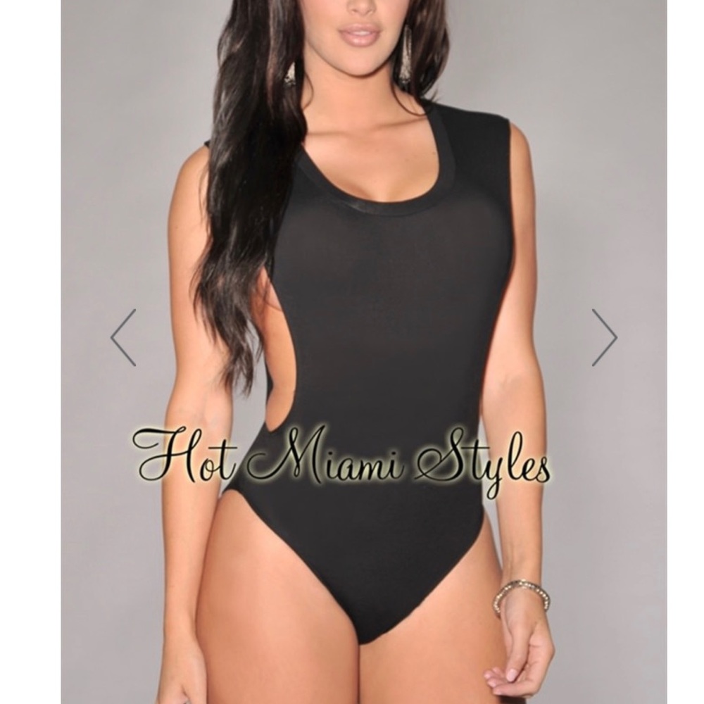Black Open Sides Cap Sleeves Bodysuit
